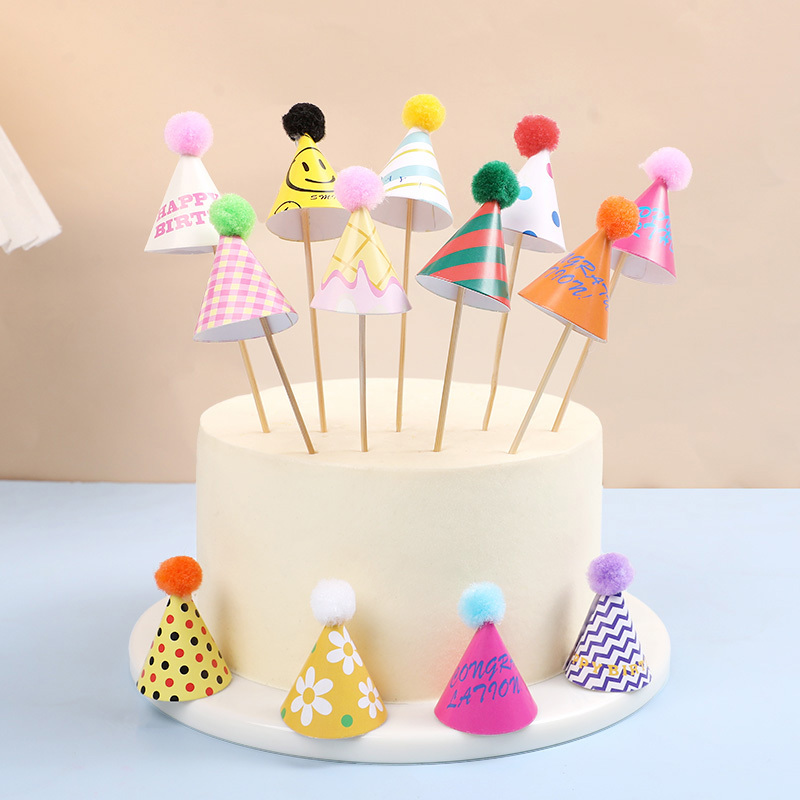 15/30Pcs Mini Party Hats Cake  – Party Hat Cone Bewertung und Preis